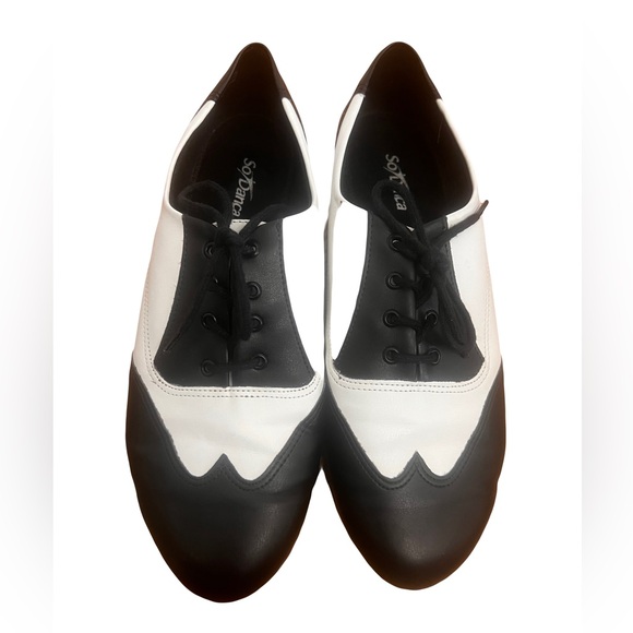 So Danca black & white 50’s inspired “saddle” shoe. - Picture 1 of 4